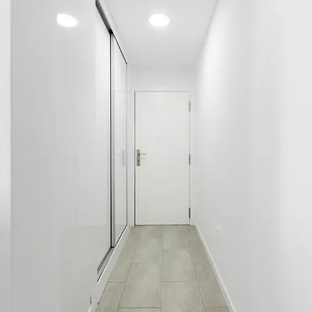 Homey In Viejo 아파트 코라레호